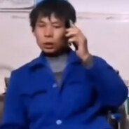 严辉村独立男人