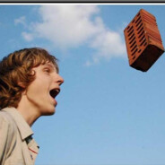 Кирпичем в Лицо