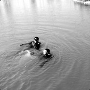 再过来我喊人了