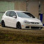 Golf 2.0 planchado al piso