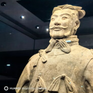 秦始皇带刀侍卫