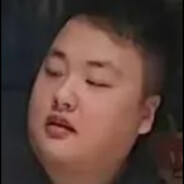 小黑子漏出鸡脚