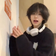 你头发乱了哦！