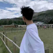 干拉然后玩手机