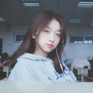 你怎么趴地上啦